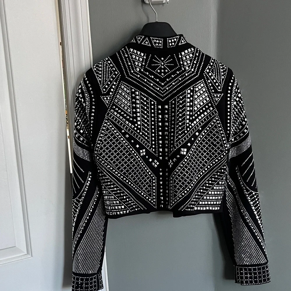AKIRA cropped Black and Silver Geometric Blazer - Picture 2 of 2